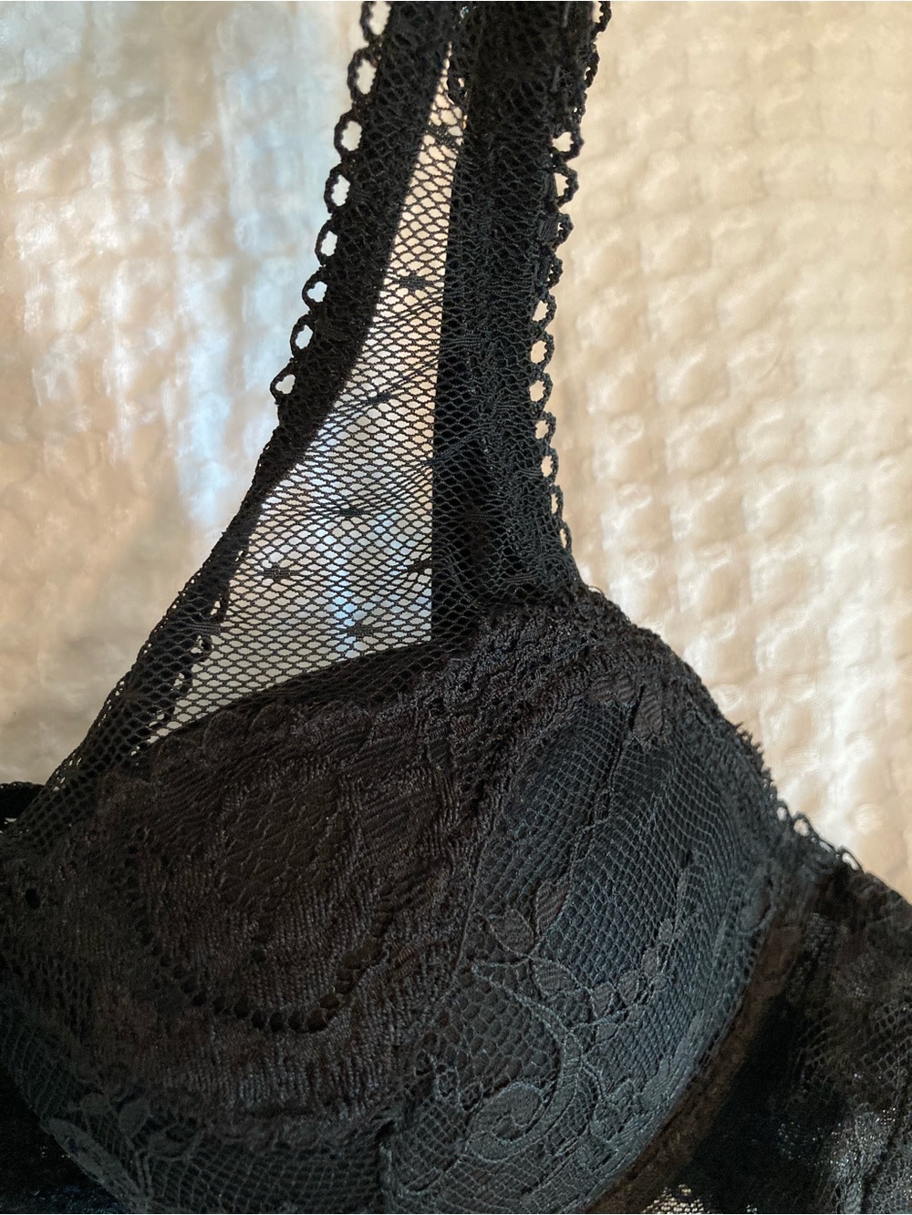 NEW Victoria's Secret Dream Angels Lined Demi Black Lace Underwire Bra 36A - Picture 5 of 8